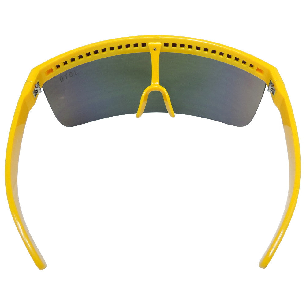 Jerry of the Dayglow Send-O-Vision 3.0 in yellow, back view. Funny ski and snowboard gifts, shirts, and apparel.
